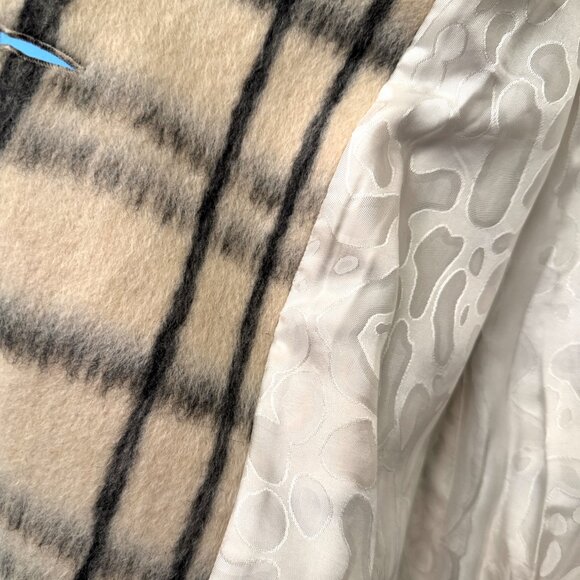 LITA BY CIARA Graphic Check Coat Plaid XS - Picture 3 of 6